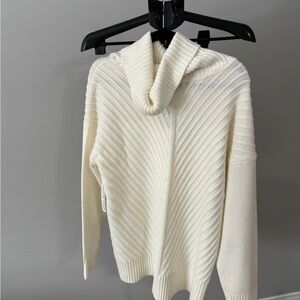 Elegant Cream Women's Sweater